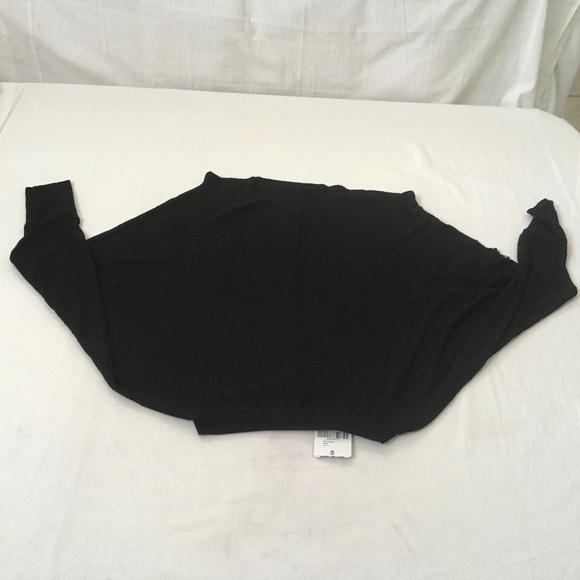 NWT FOREVER 21 Waffle Knit Batwing Sweater Top Small Black - Picture 2 of 12